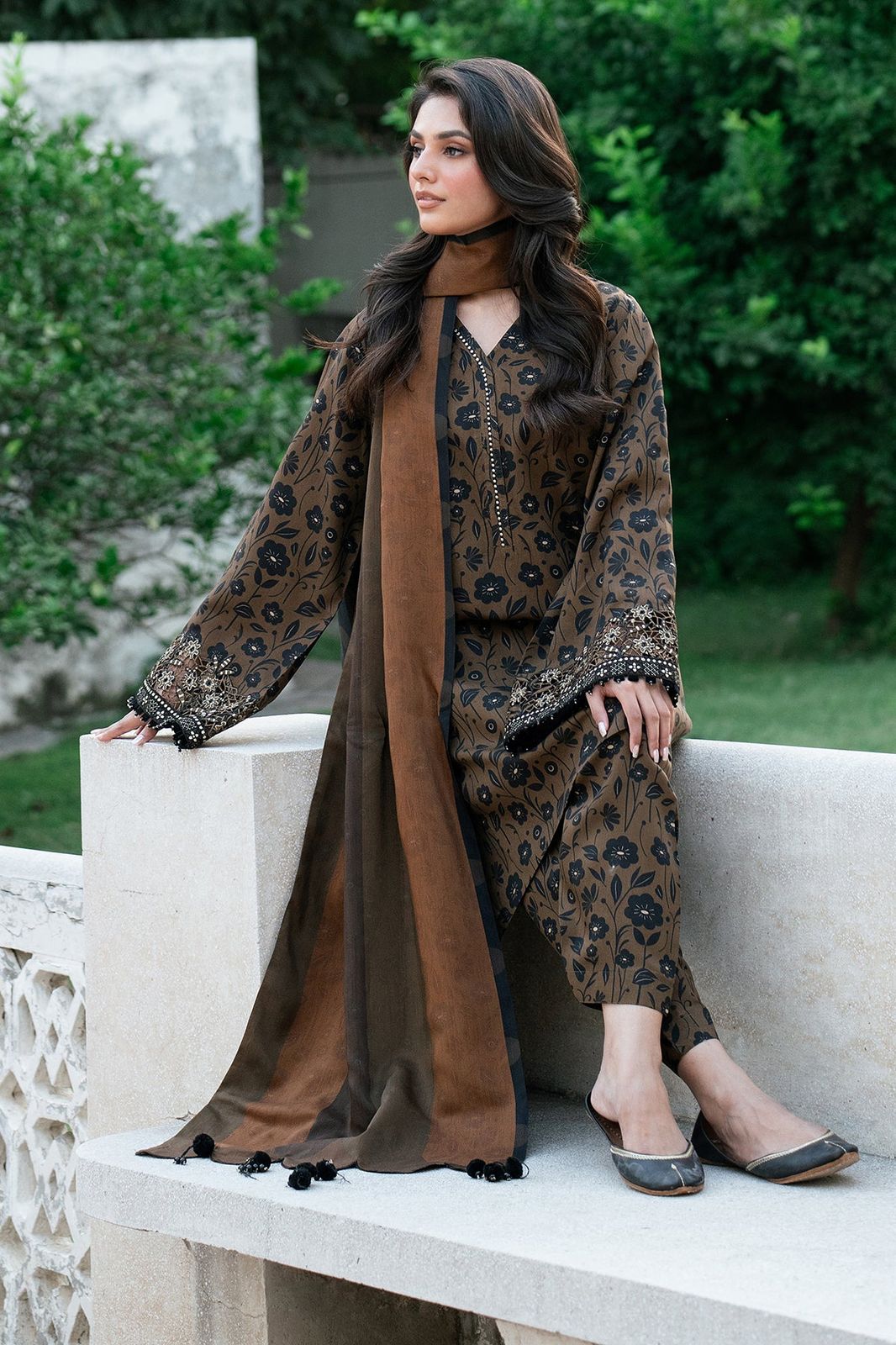 🌸 SUNDAR COLLECTION – SUMMER COLLECTION 2026 🌸  BAROQUE Inspired – Unstitched Replica Suit Elegant 3PC Lawn Suit with Silk Dupatta