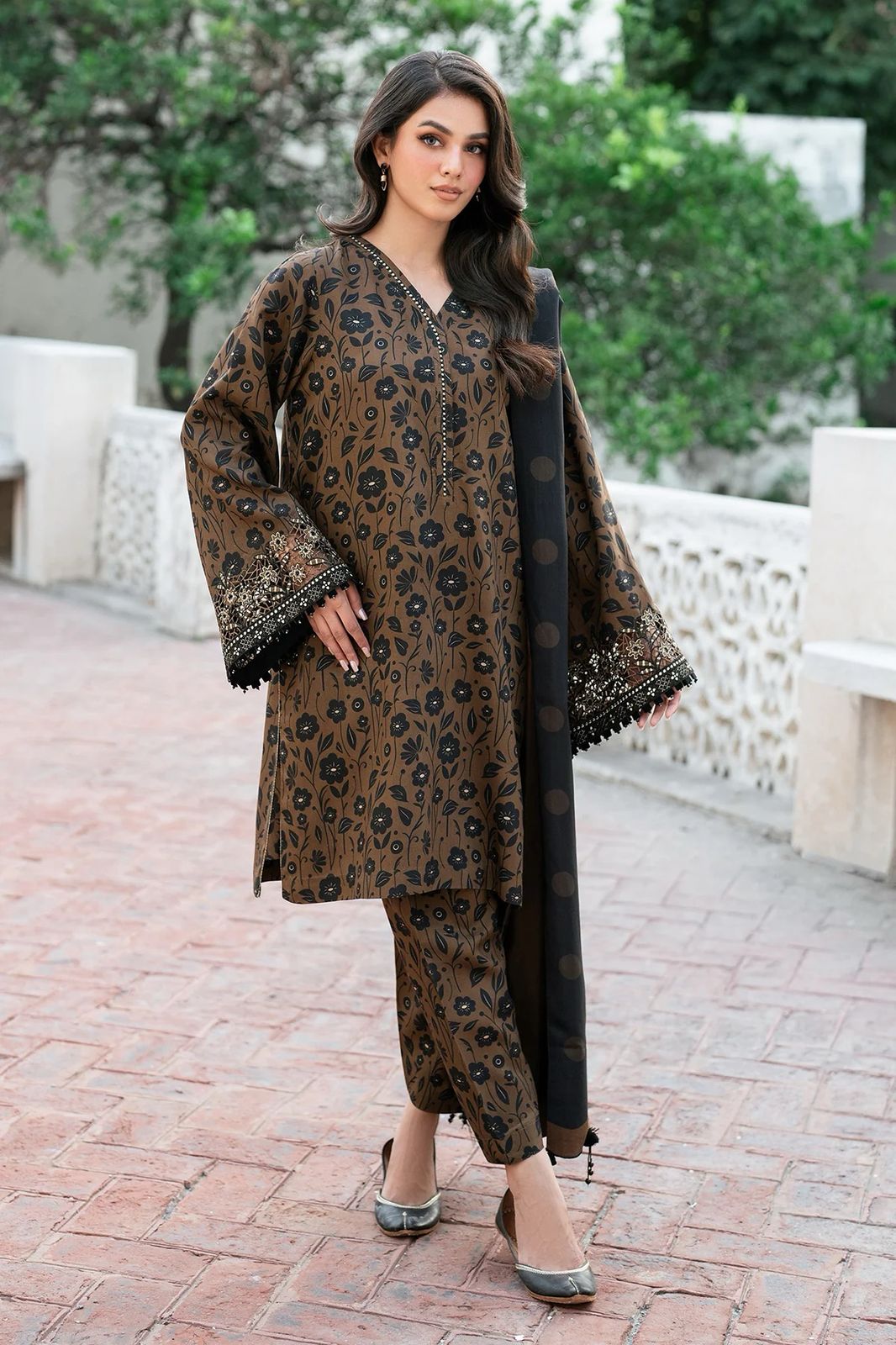 🌸 SUNDAR COLLECTION – SUMMER COLLECTION 2026 🌸  BAROQUE Inspired – Unstitched Replica Suit Elegant 3PC Lawn Suit with Silk Dupatta