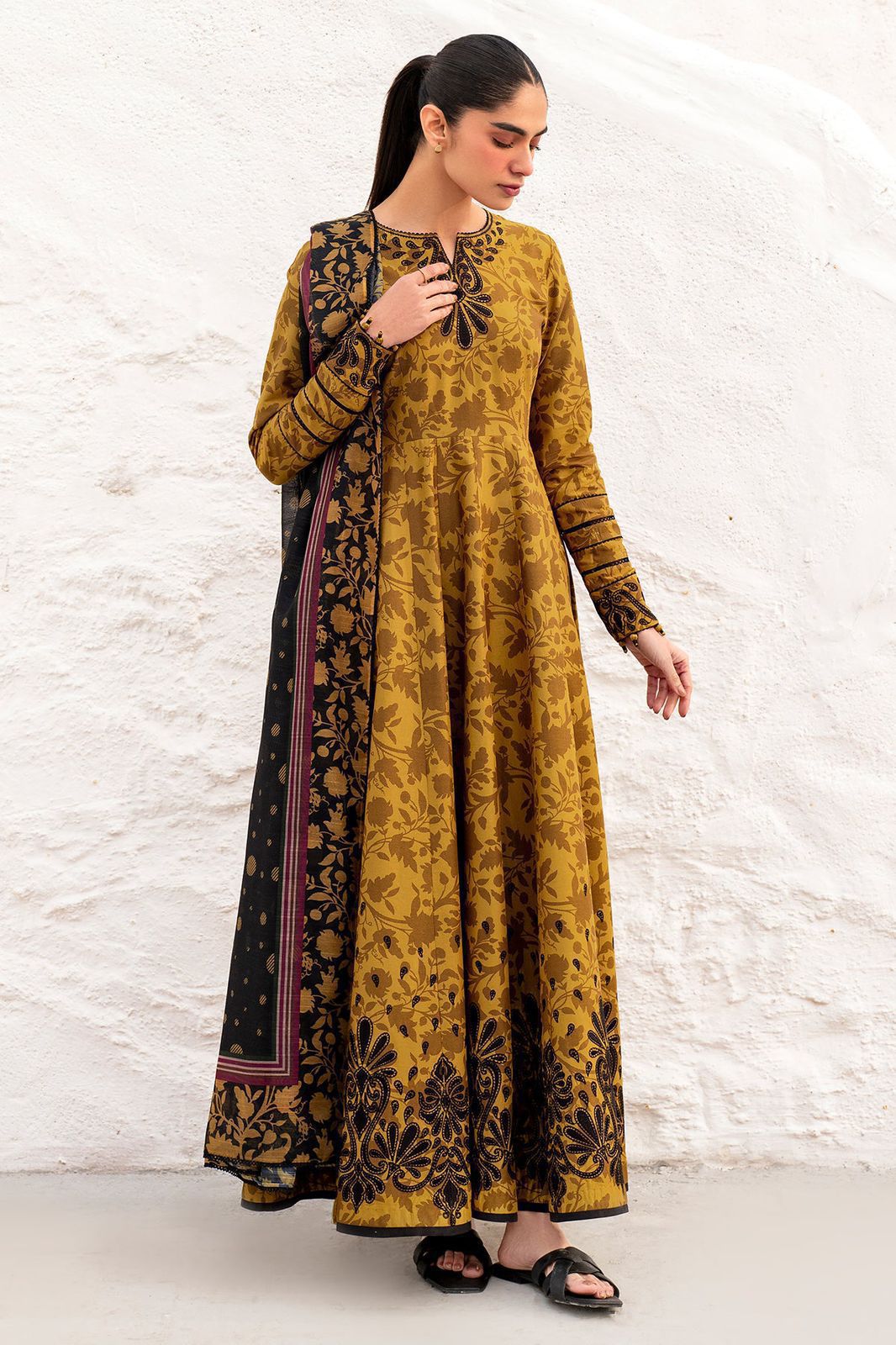 Linen collection AVAILABLE IN 20 ATTRACTIVE COLORS